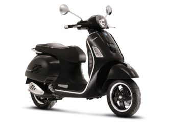 Vespa GTS 300 Super Review